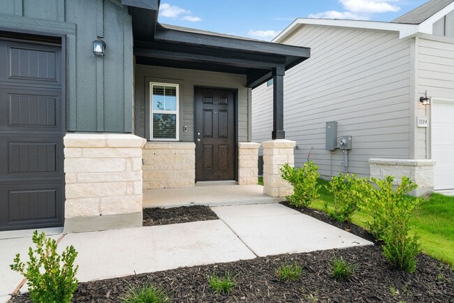 Building Photo - Charming Rental in the Growing Dove Song Subdivision of Marion, TX - Realtor Commission: $350