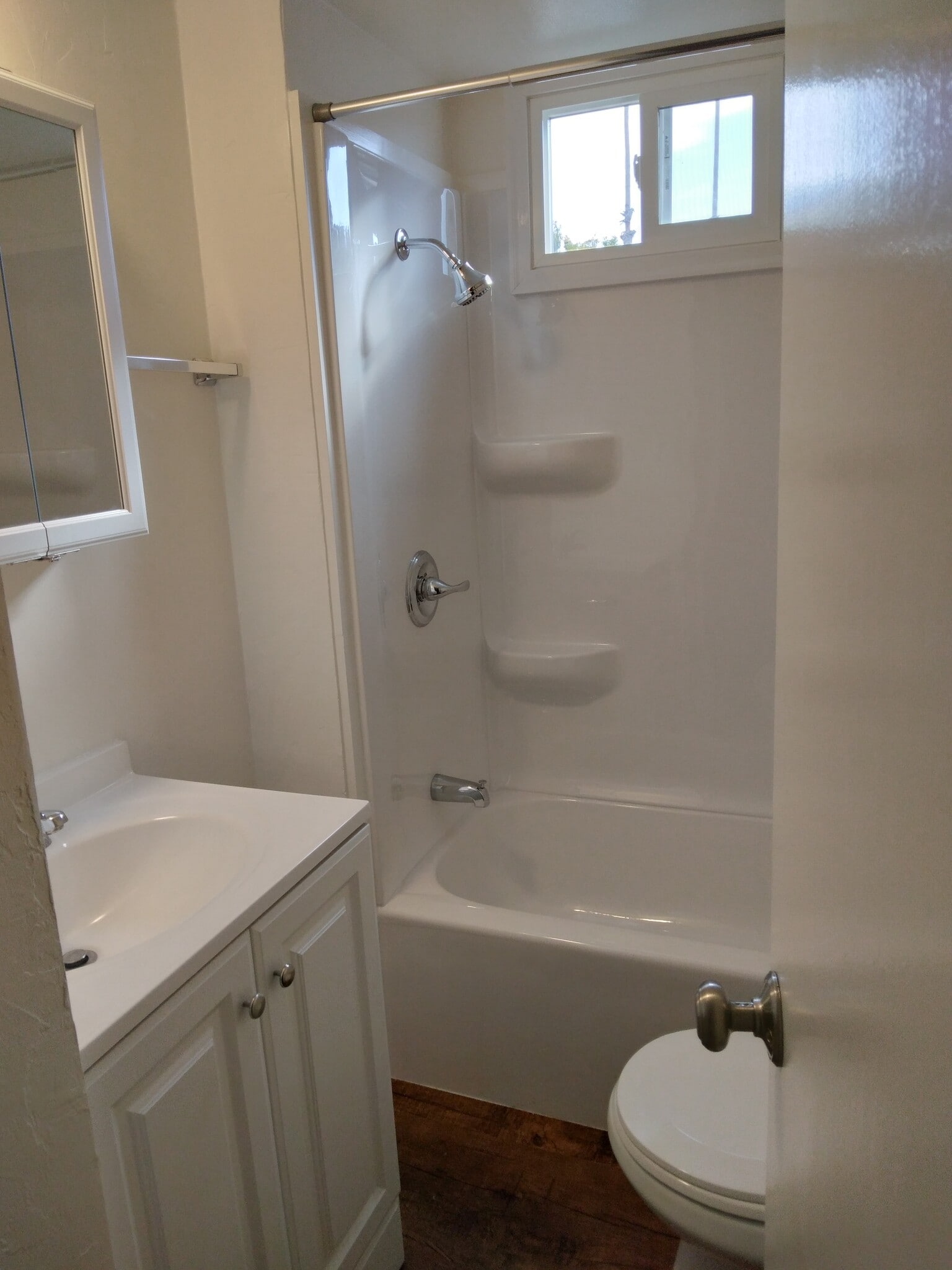 Bath - 3300 Portola Dr