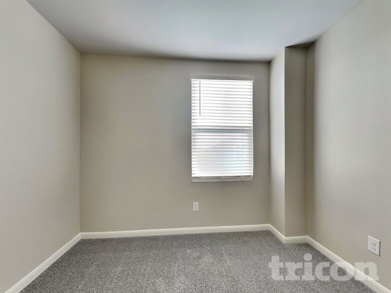 Building Photo - 428 Ferrule Dr
