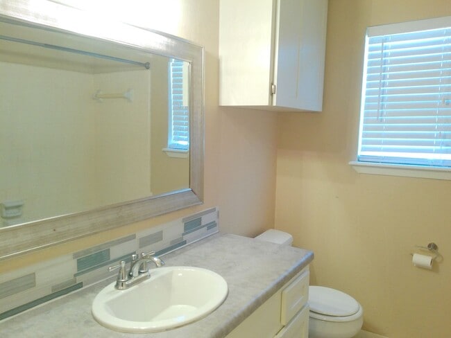 Building Photo - 7417 Whisper Wind Dr