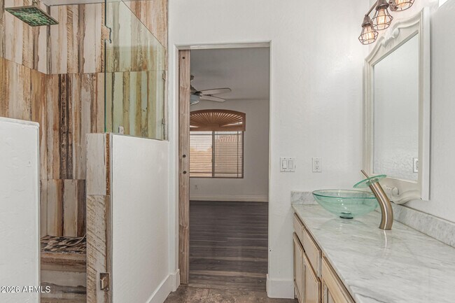 Building Photo - 11114 W Pierson St