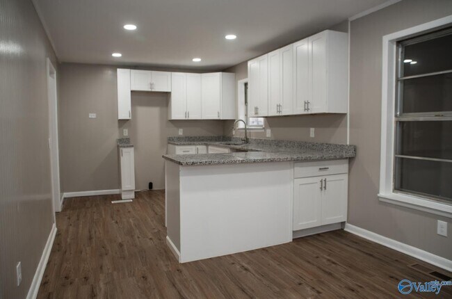 Building Photo - 1275 Gravel Ridge Rd