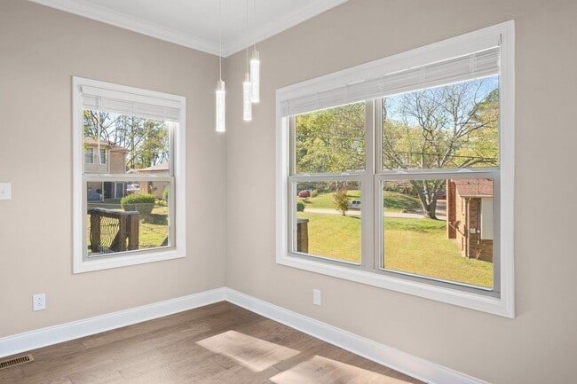 Building Photo - Beautiful 4BR Home with Finished Basement