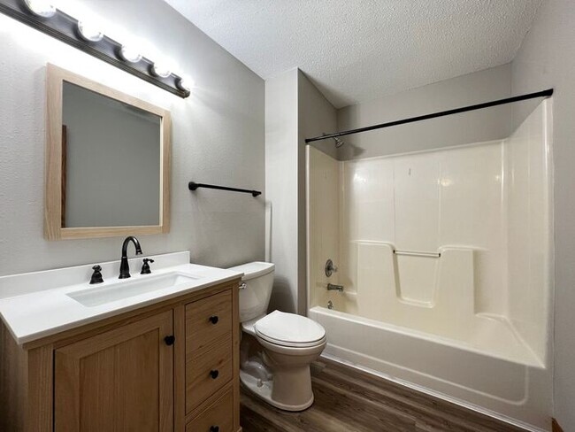 Building Photo - $1,250 | 2 Bedroom, 1 Bathroom Condo | Pet Friendly* | Available for August 1st, 2026 Move In!