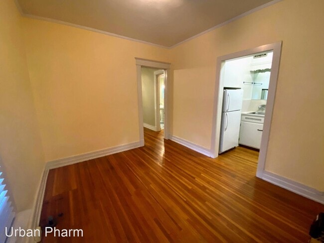 Building Photo - 201 Morris Ave SE