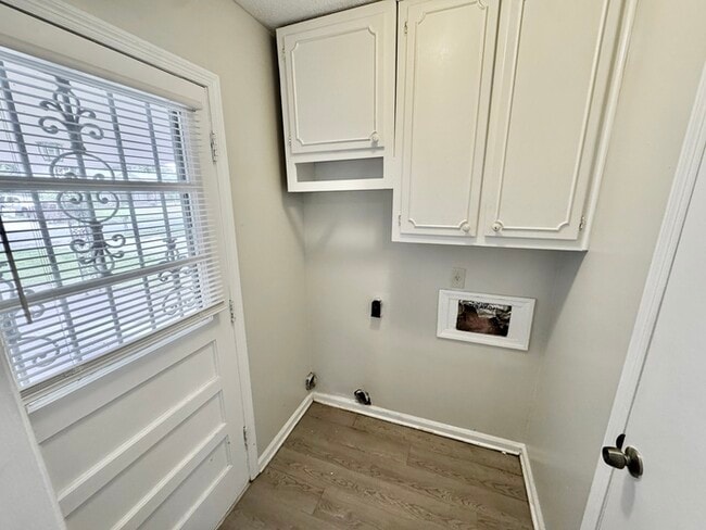 Building Photo - 5022 Harrington Ave