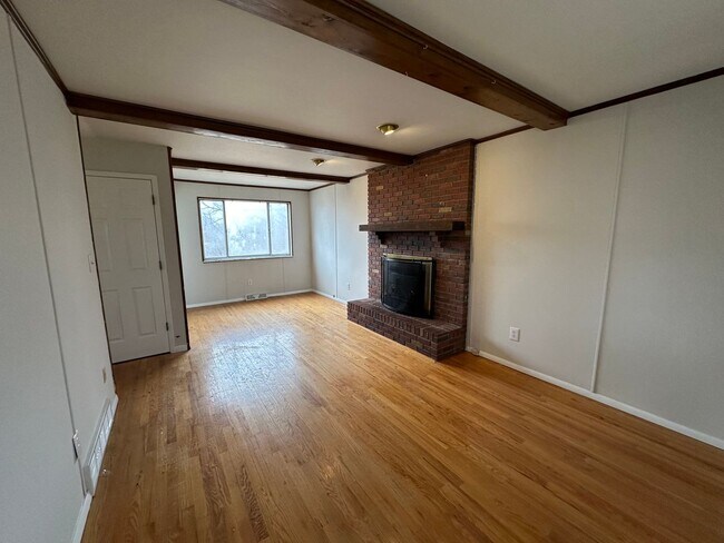 Building Photo - 9510 Brehm Rd