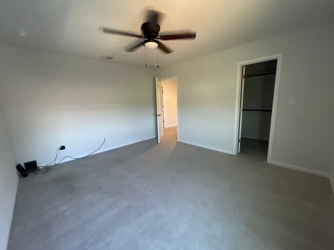 Building Photo - Room in Single Family Home on Spinnaker Loop