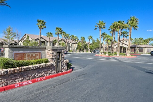 Building Photo - NW!! Gated!!! Clubhouse!!!Community Pool!!! 1st Floor Condo!!! Wood like floors!! No Carpet!!