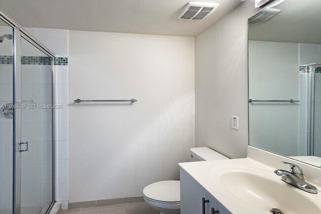 Building Photo - 2350 SW 27th Ave