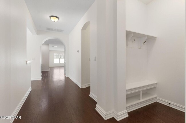 Building Photo - 307 Johnson Bayou Dr