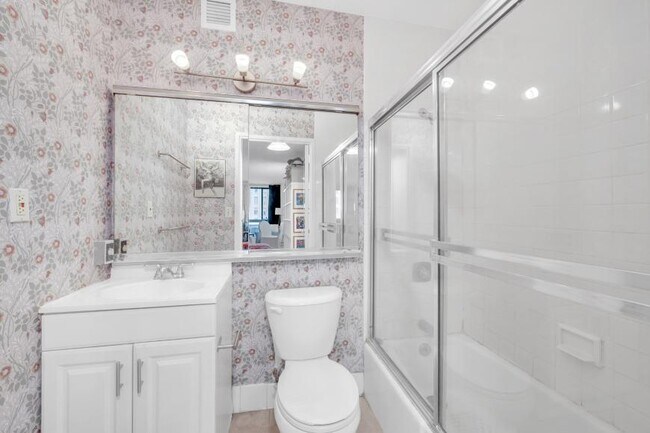 Building Photo - 0 bedroom in New York NY 10019