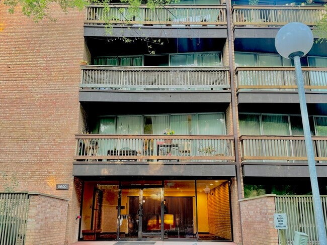 Primary Photo - 5600 Hillcrest Ln