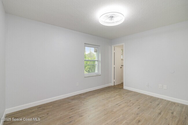 Building Photo - 1318 San Filippo Dr SE