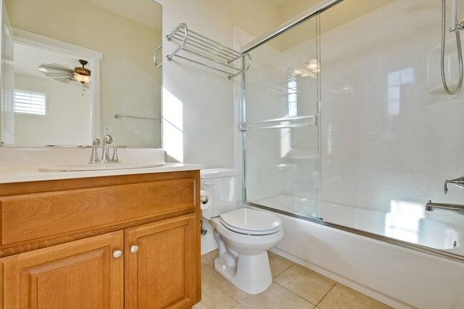 Building Photo - Amazing 3 Bed, 3 Bath Home in Sunnyvale near Seven Seas Park