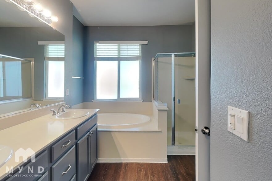 Building Photo - 3565 Markley Creek Dr