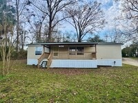 Building Photo - 3 BEDROOM, 2 BATH MODULAR HOME!