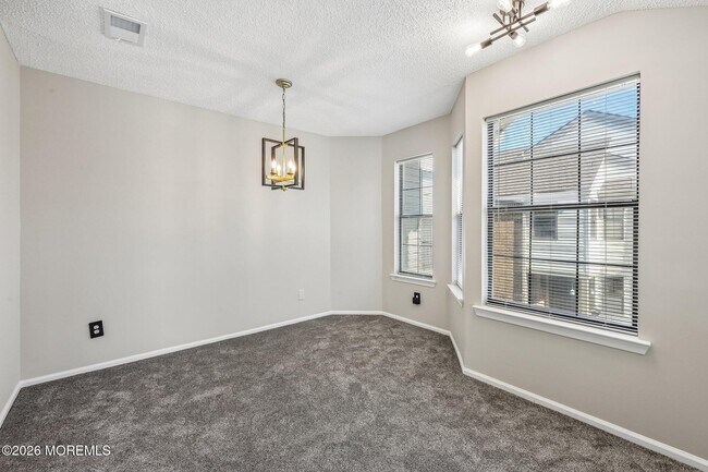 Building Photo - 3015 Lighthouse Ln