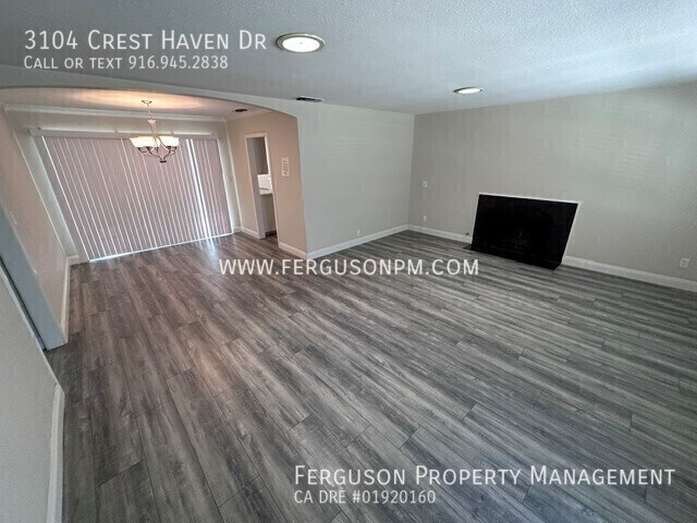 Building Photo - 3104 Crest Haven Dr