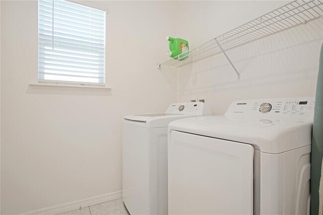 Building Photo - 920 Boca Vista Ct