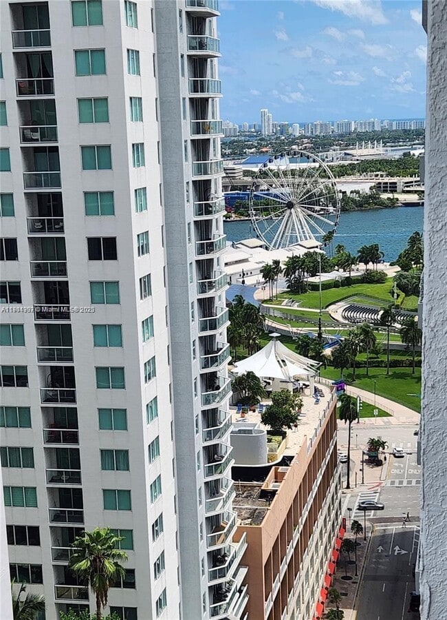 Building Photo - 133 NE 2nd Ave