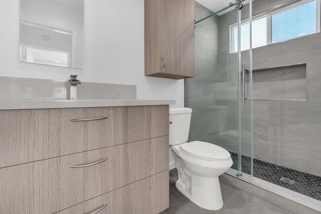 Building Photo - 1155 W Exposition Blvd