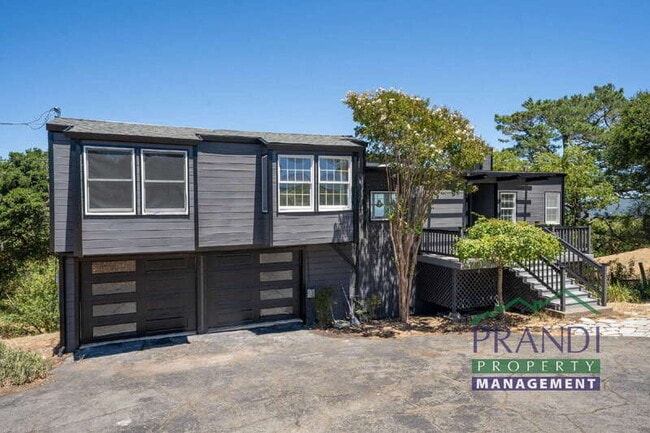 Building Photo - 645 Fawn Dr