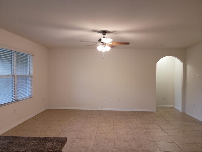Building Photo - 10476 Harlingen St