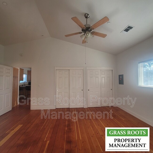 Building Photo - 152 W Empire St