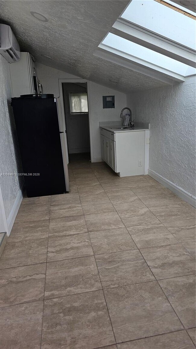 Building Photo - 12874 SW 119th Terrace