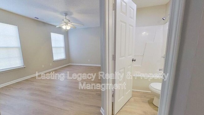 Building Photo - 4613 Mallard Creek Dr