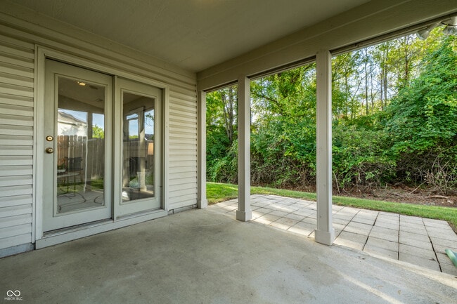 Building Photo - 10513 Blue Springs Ln