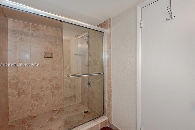 Building Photo - 2304 NE 7th St