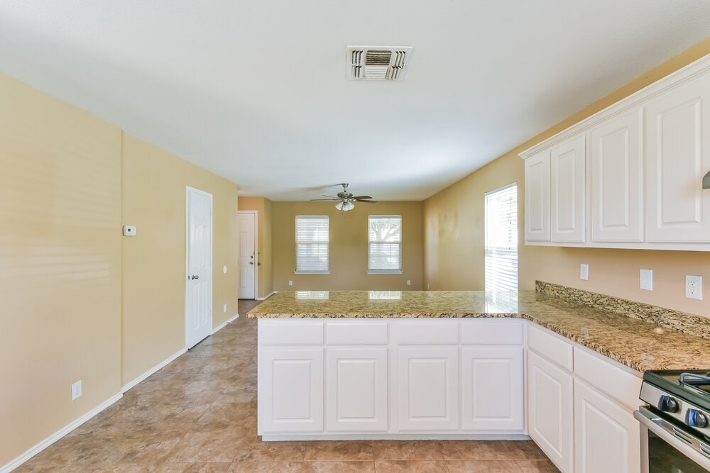 Building Photo - 5523 Red Canyon