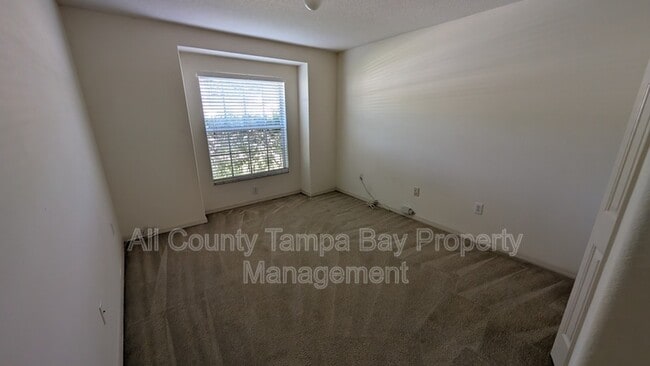 Building Photo - 25820 Crippen Dr