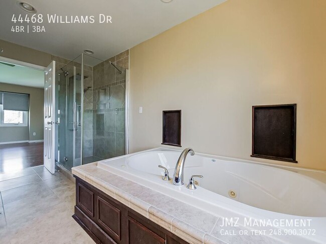 Building Photo - 44468 Williams Dr