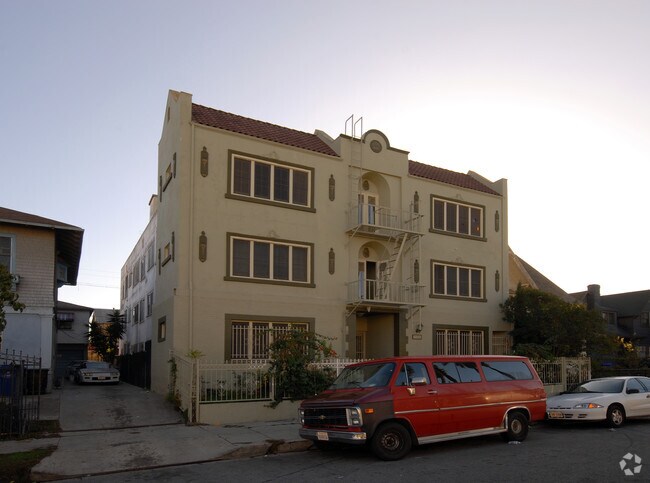 Building Photo - 1720 S Harvard Blvd