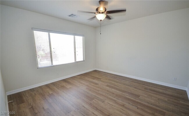 Building Photo - 4077 Beisner St