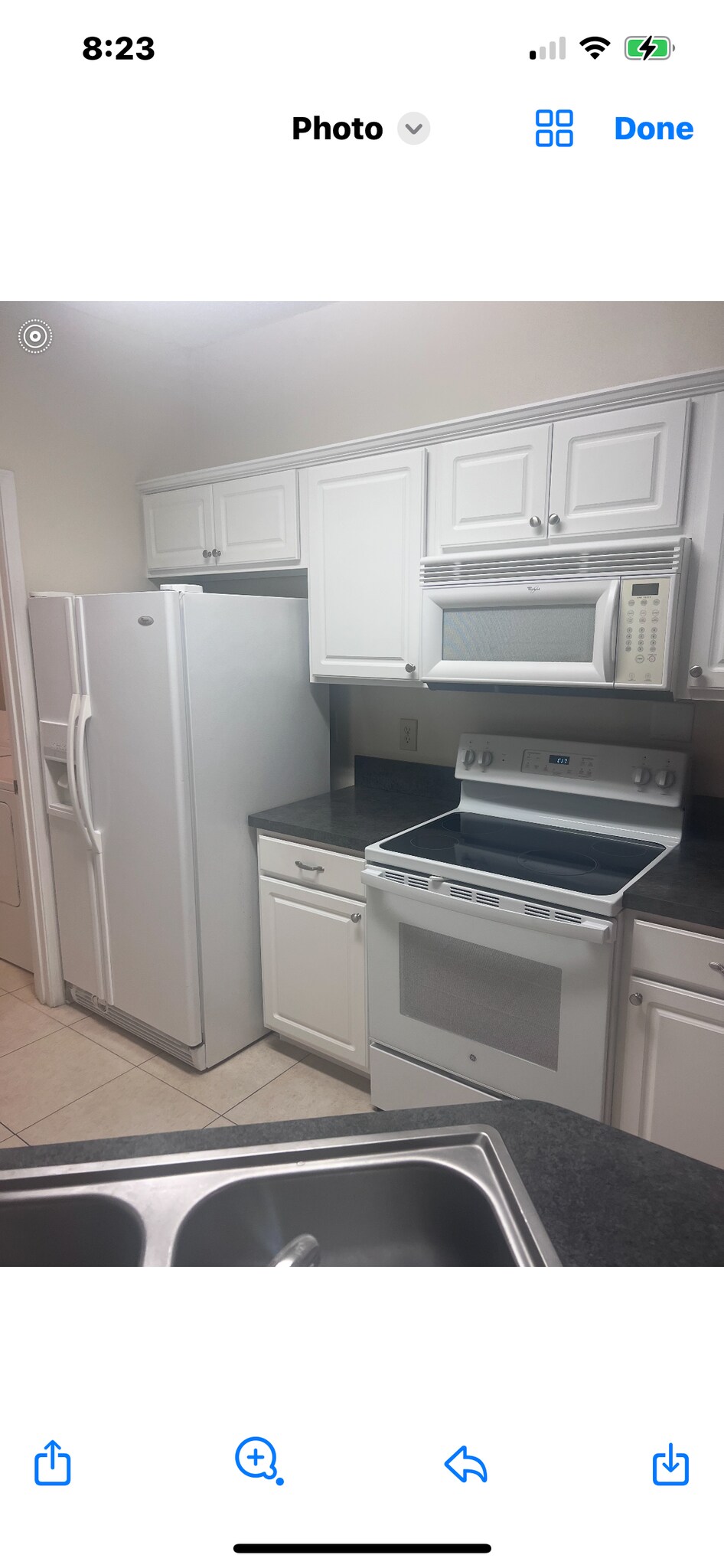 Building Photo - 10000 Gate Pky N