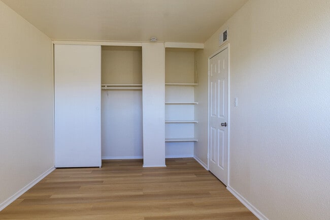 Building Photo - 50740 Cll Mendoza