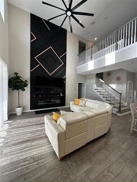 Building Photo - 33805 Astoria Cir