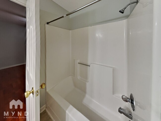 Building Photo - 303 Indian Springs Dr