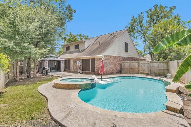 Building Photo - 16042 Glenbrook Knoll Ln