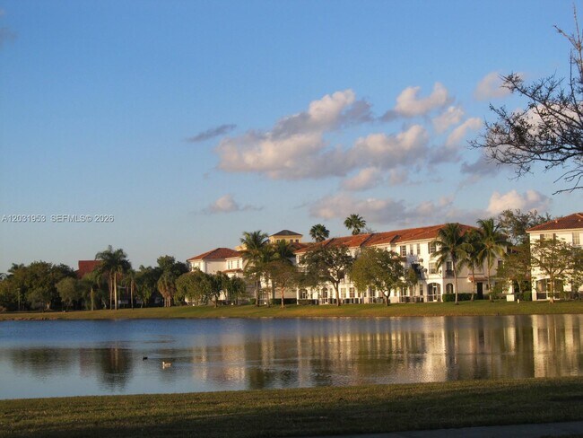 Building Photo - 711 SW 148th Ave