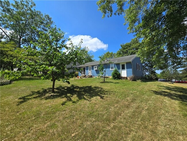 Building Photo - 237 Countess Dr