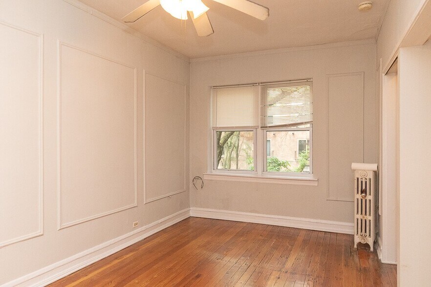 Building Photo - 2831 N Burling St
