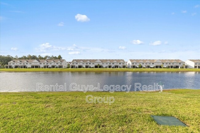 Building Photo - 12667 Josslyn Ln