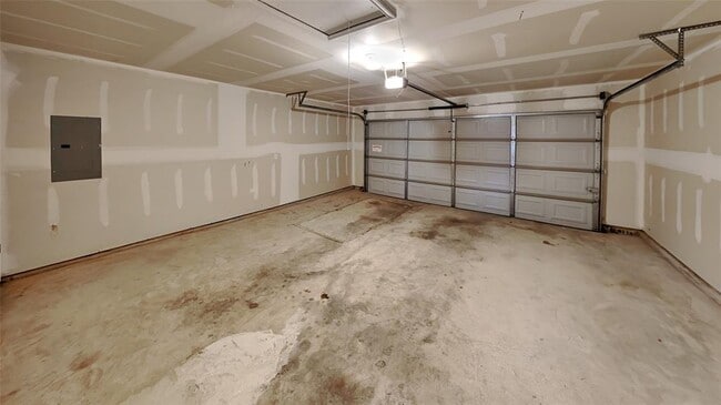 Building Photo - 2301 Stella Rd