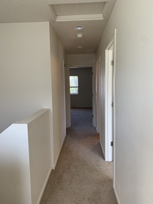Building Photo - 12884 NE 58th St