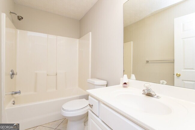 Building Photo - 2159 Caneridge Dr